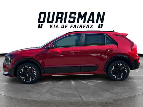 New 2026 Kia Niro Wind FWD image 3
