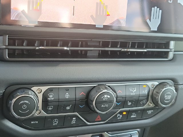 New 2027 Jeep Gladiator Mojave AWD/4WD image 21