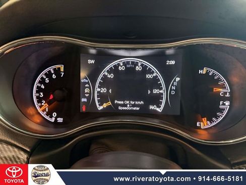 Used 2018 Jeep Grand Cherokee Laredo AWD/4WD image 20