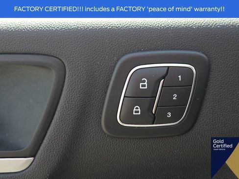 Used 2025 Ford Escape Platinum AWD/4WD image 24