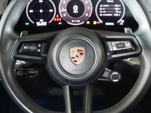 Certified 2024 Porsche Cayenne AWD/4WD image 14