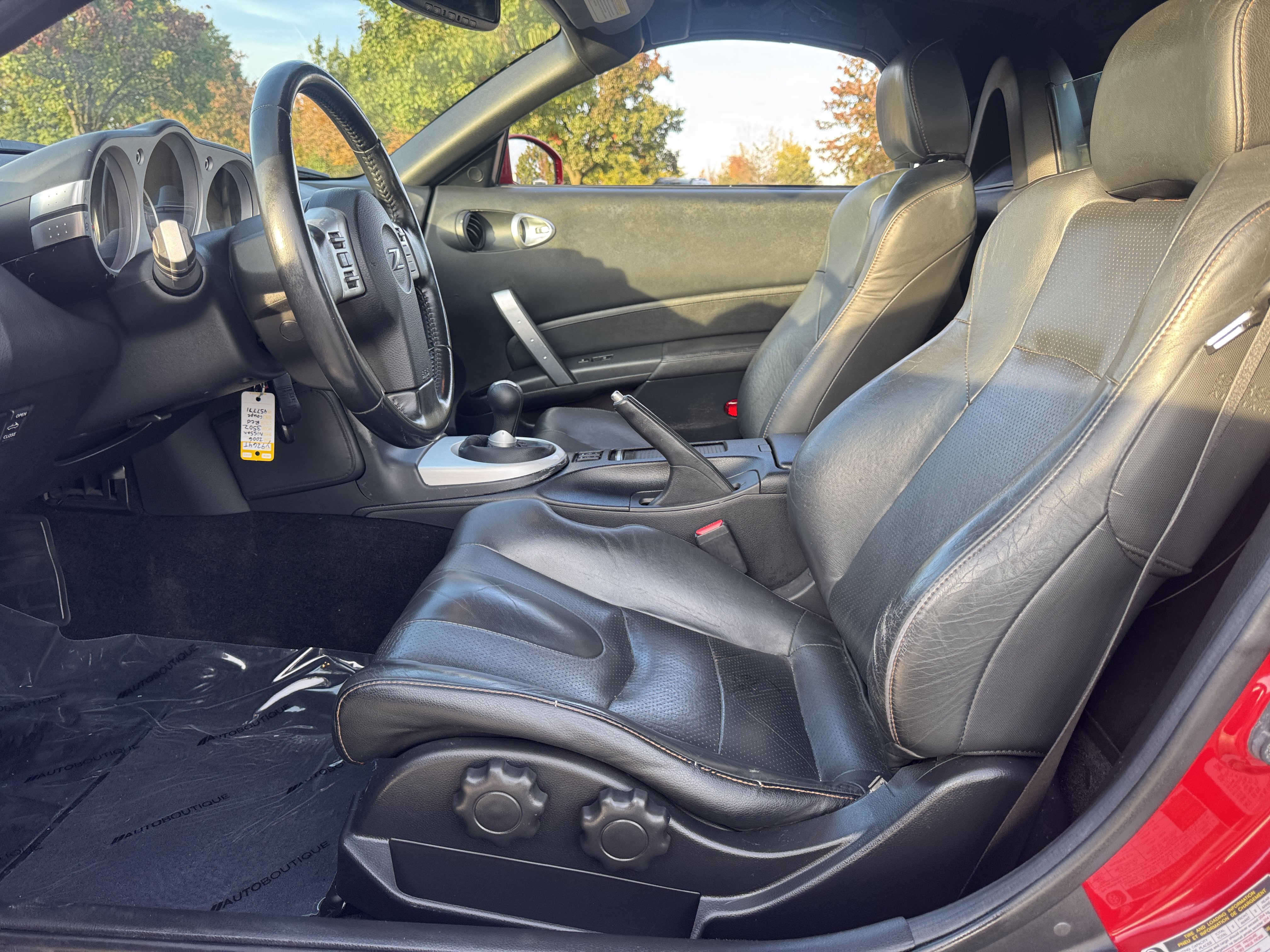Used 2006 Nissan 350Z Touring RWD image 28