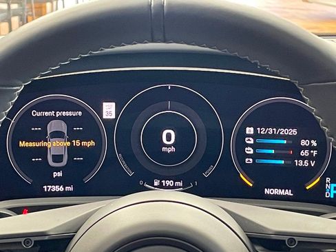 Used 2023 Porsche Taycan Turbo image 38