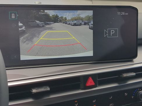 New 2026 Kia Sorento LX image 18