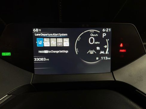 Used 2023 Toyota Prius LE AWD/4WD image 19