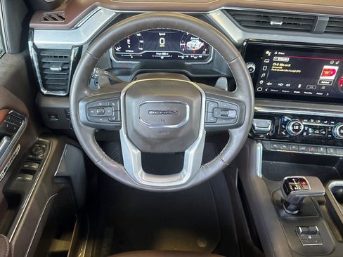 Used 2023 GMC Sierra 1500 Denali AWD/4WD image 17