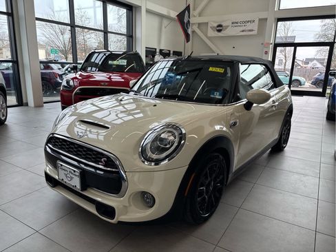 Used 2020 MINI Cooper S FWD image 5