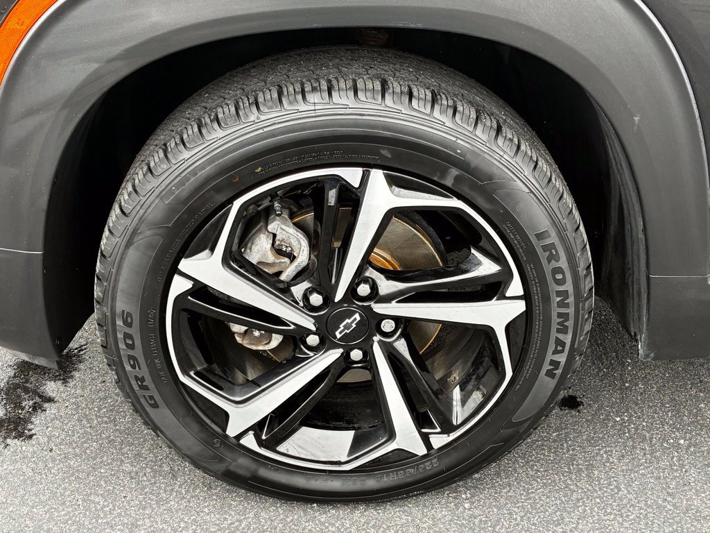 Certified 2021 Chevrolet TrailBlazer RS w/ Sun and Liftgate Package AWD/4WD image 48