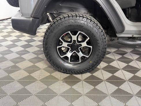 Used 2021 Jeep Wrangler Unlimited Sport AWD/4WD image 13