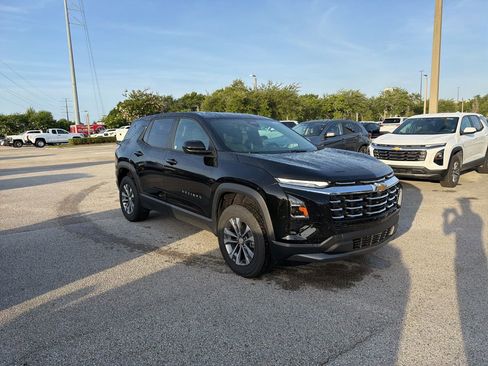 Used 2026 Chevrolet Equinox LT FWD image 7