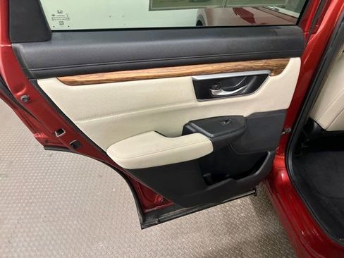 Used 2017 Honda CR-V EX image 12