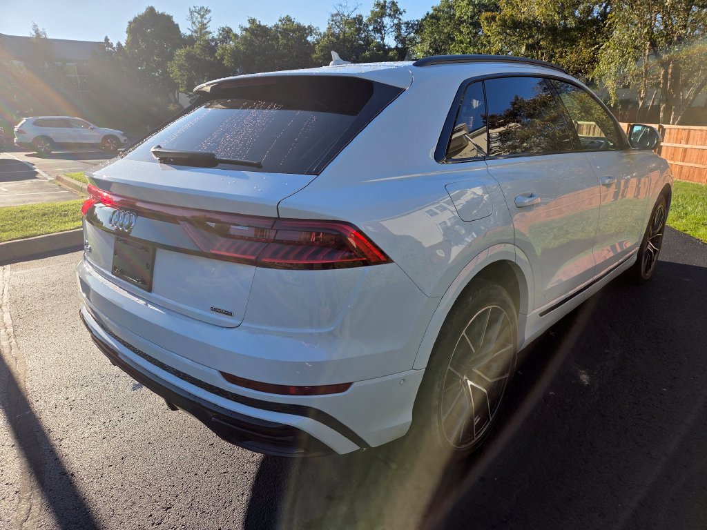 Used 2023 Audi Q8 Premium Plus AWD/4WD image 4