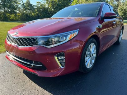 Used 2018 Kia Optima S w/ Panoramic Sunroof Package