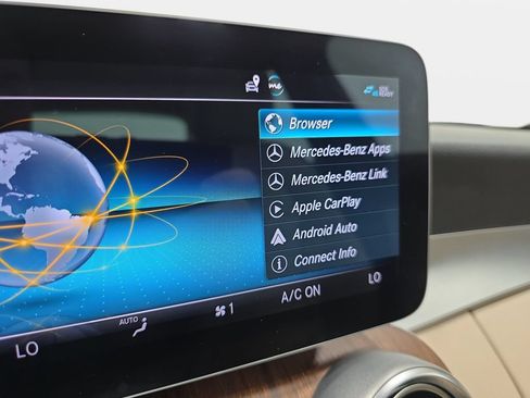 Used 2020 Mercedes-Benz C 300 4MATIC Sedan image 22