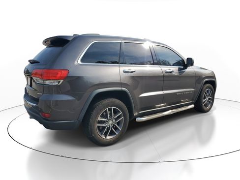 Used 2017 Jeep Grand Cherokee Limited RWD image 6