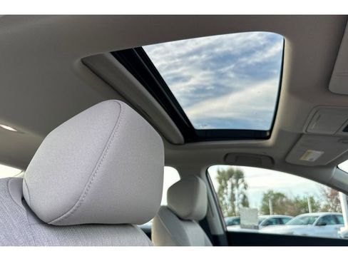 Certified 2023 Honda Accord EX image 19