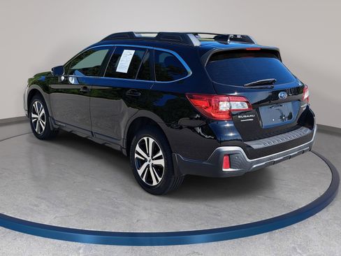 Used 2019 Subaru Outback 3.6R Limited w/ Popular Package #2 AWD/4WD image 7