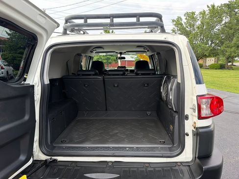 Used 2008 Toyota FJ Cruiser 4WD image 24