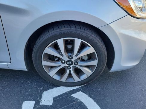 Used 2017 Hyundai Accent Sport FWD image 9