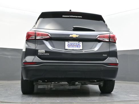 Certified 2022 Chevrolet Equinox LS w/ LS Convenience Package AWD/4WD image 41