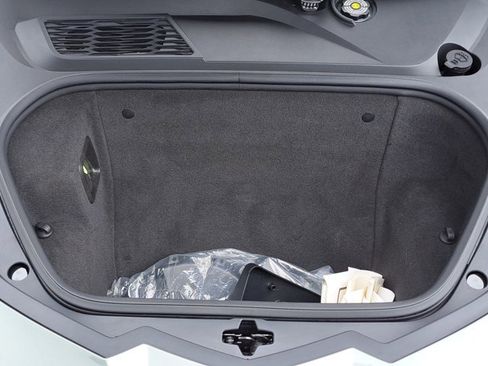 Used 2022 Chevrolet Corvette Stingray Premium Conv w/ Z51 Performance Package image 9