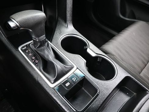 Used 2020 Kia Sportage LX image 23