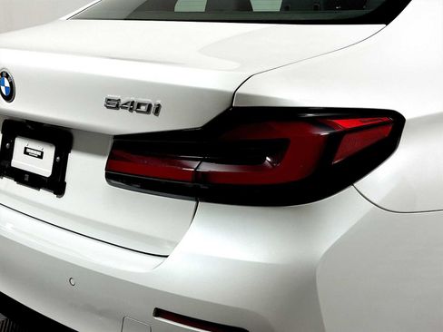 Certified 2023 BMW 540i xDrive w/ Premium Package AWD/4WD image 28