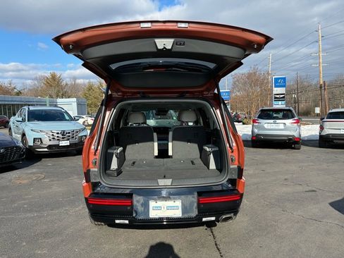 Used 2024 Hyundai Santa Fe Calligraphy image 11