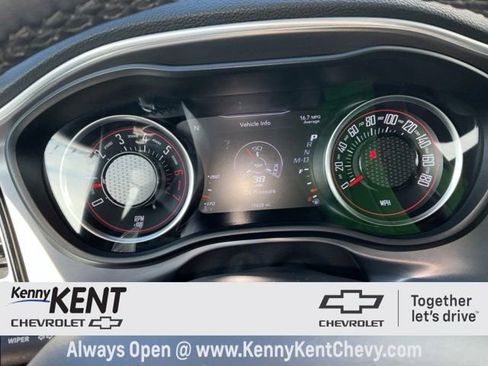 Used 2021 Dodge Challenger R/T Scat Pack w/ Driver Convenience Group image 27