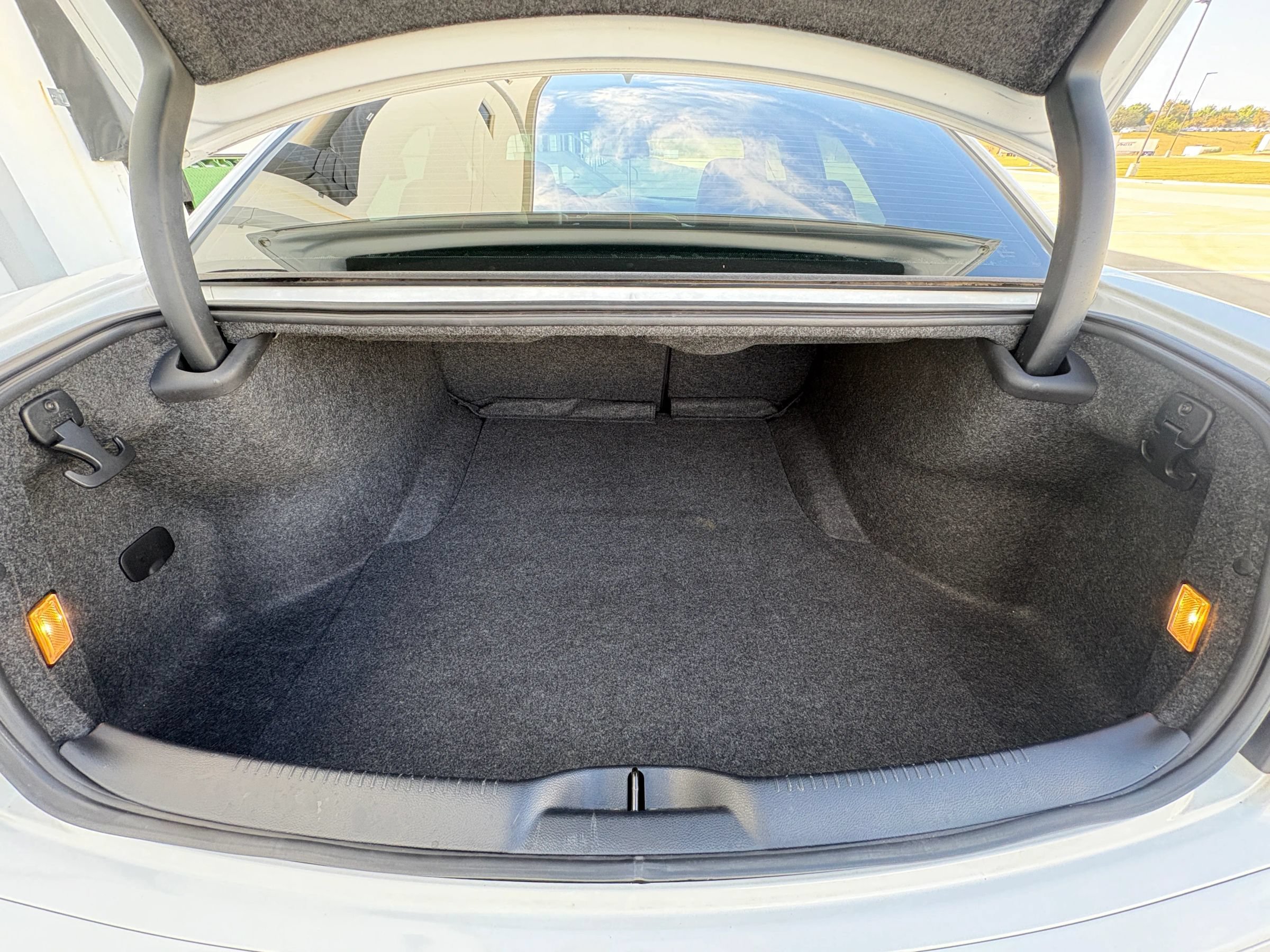 Used 2019 Chrysler 300 S RWD image 20
