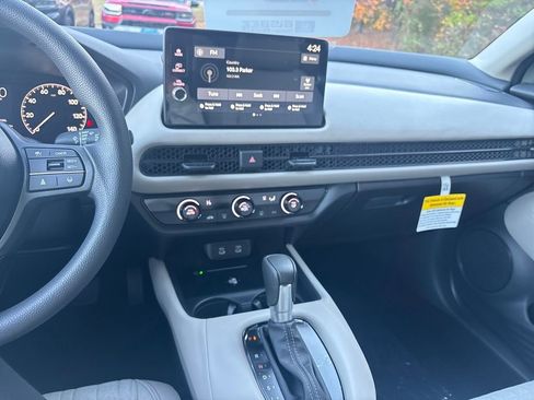 New 2026 Honda HR-V LX image 26