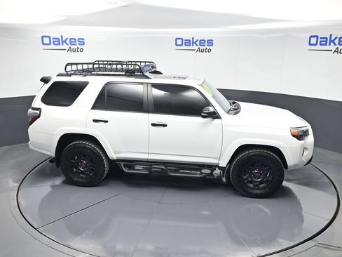 Used 2021 Toyota 4Runner Venture w/ Moonroof Package AWD/4WD image 56