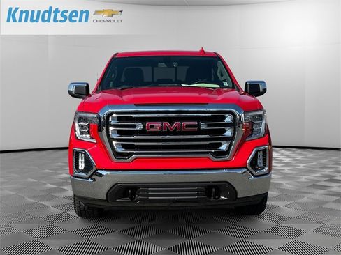 Used 2019 GMC Sierra 1500 SLT image 2