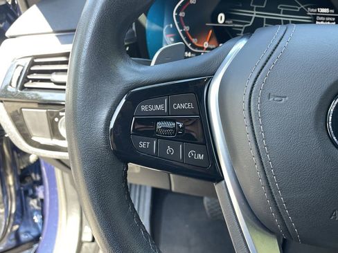 Used 2023 BMW 530i w/ Premium Package RWD image 28