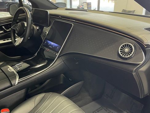 Used 2023 Mercedes-Benz EQE 350+ SUV w/ Pinnacle Trim Package image 35