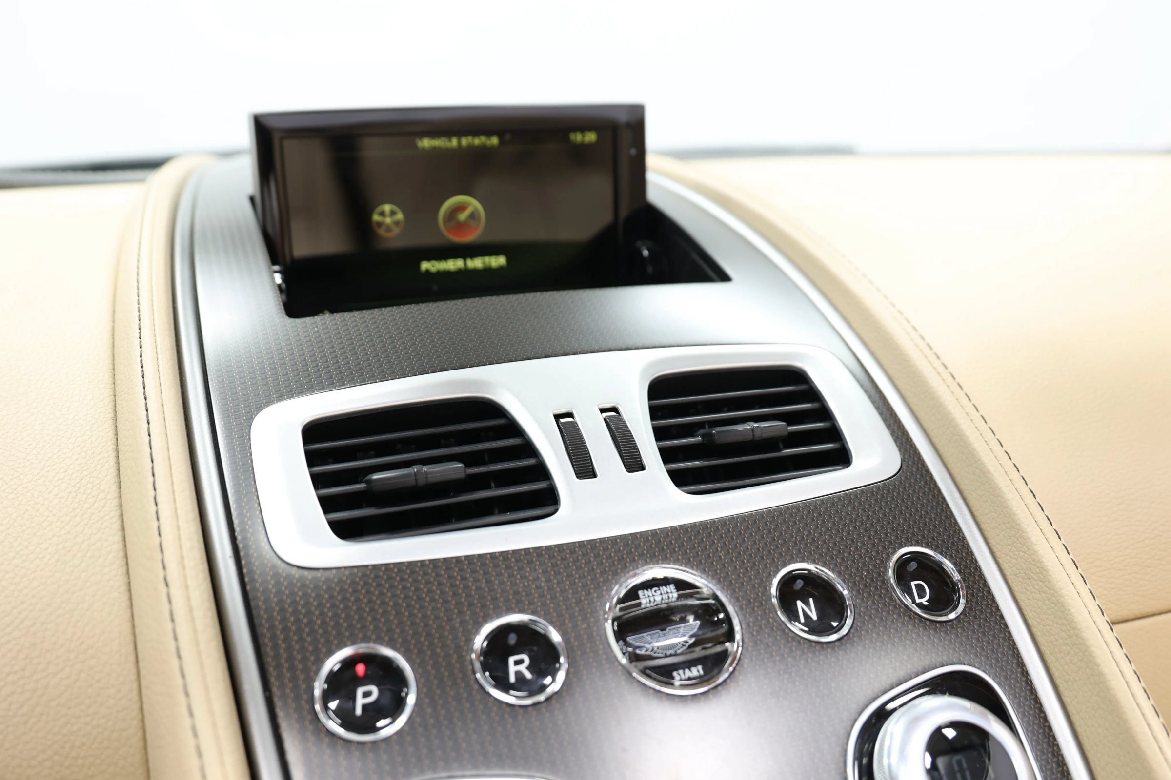 Used 2016 Aston Martin Vanquish Volante RWD image 33