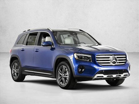 New 2026 Mercedes-Benz GLB 250 4MATIC image 3