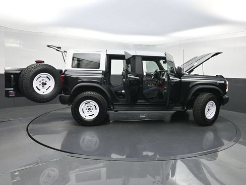 Used 2025 Ford Bronco Heritage Edition AWD/4WD image 37