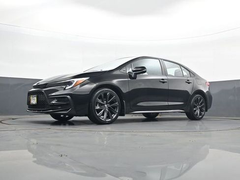 Used 2024 Toyota Corolla SE FWD image 21