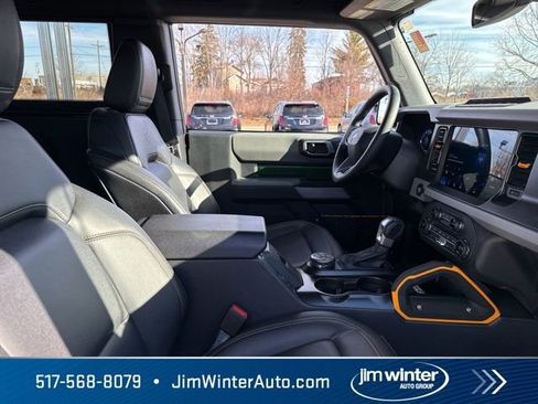 Used 2023 Ford Bronco Badlands image 15