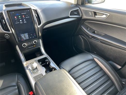 Used 2024 Ford Edge SEL image 31