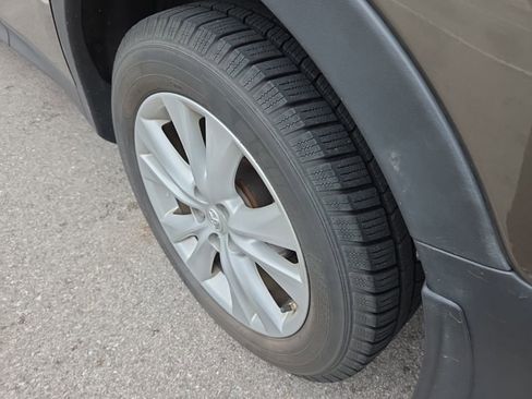 Used 2015 Toyota RAV4 Limited w/ Technology Package image 6