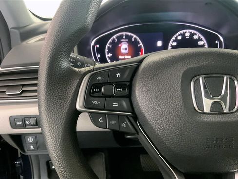 Used 2018 Honda Accord EX image 22