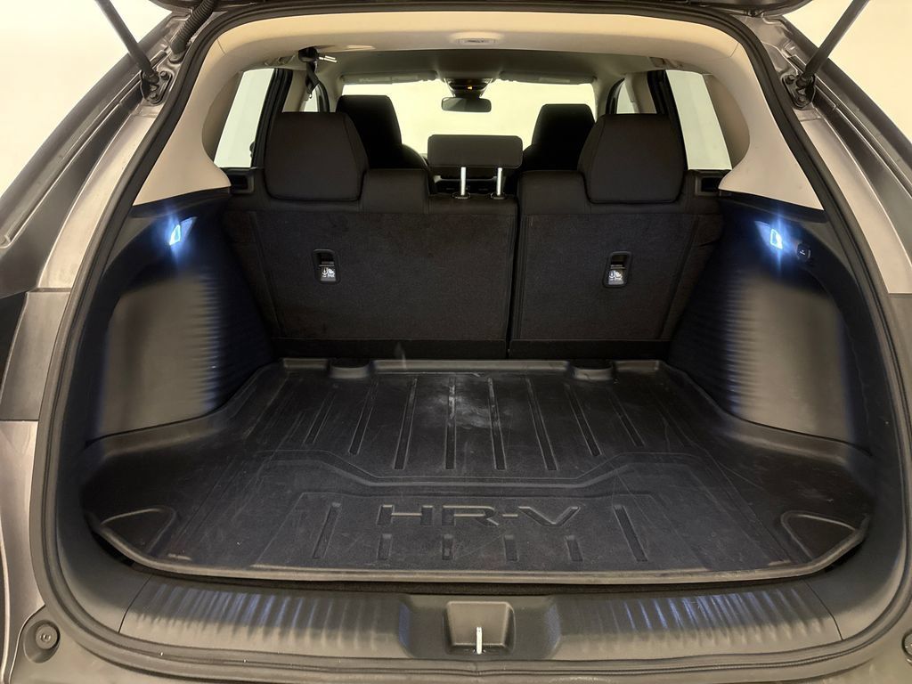 Used 2024 Honda HR-V LX image 11