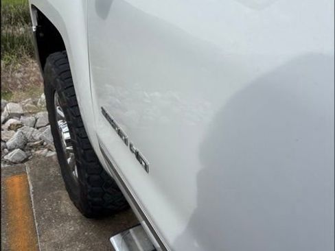 Used 2019 Chevrolet Silverado 2500 LTZ w/ Duramax Plus Package image 22