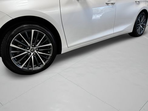 Used 2022 Lexus ES 350 w/ Premium Package FWD image 39