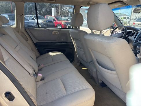 Used 2006 Toyota Highlander 2WD image 11