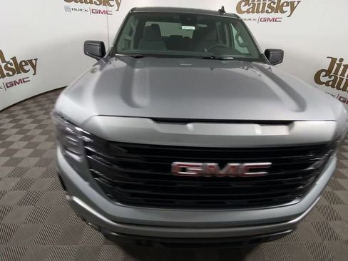 Used 2026 GMC Sierra 1500 Elevation image 3
