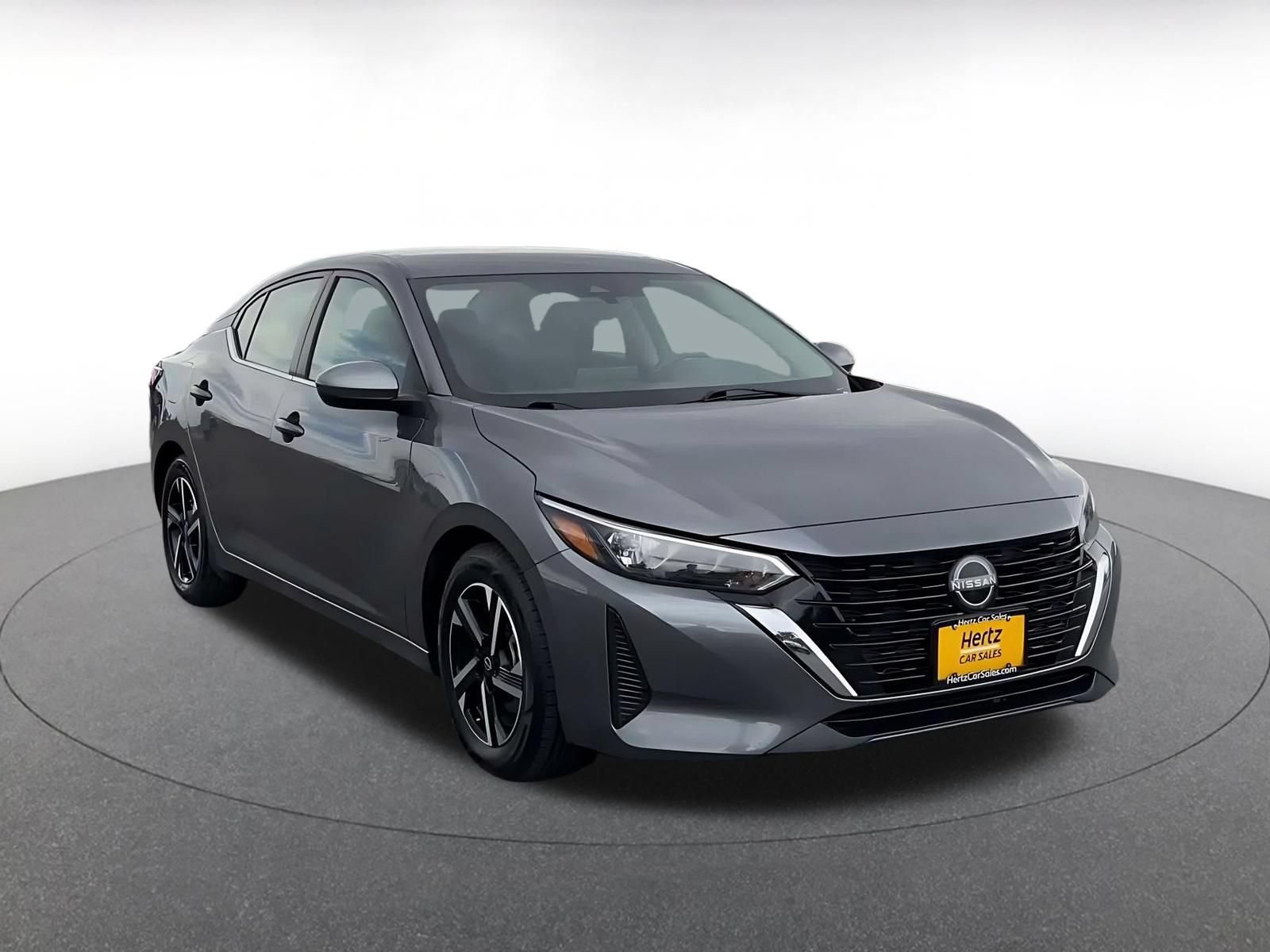 Used 2025 Nissan Sentra SV FWD image 3