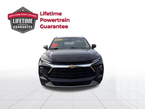 Used 2025 Chevrolet Blazer LT w/ Sound & Technology Package FWD image 10